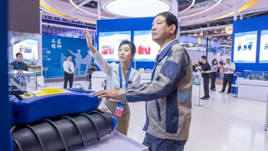 第三届大国工匠创新交流大会河南省总工会展区精彩瞬间（二）